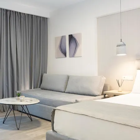 Kn Ionian 4* ニキアナ