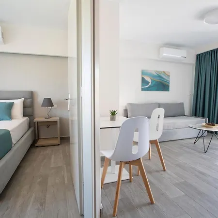 Ξενοδοχείο με διαμερίσματα Kn Ionian