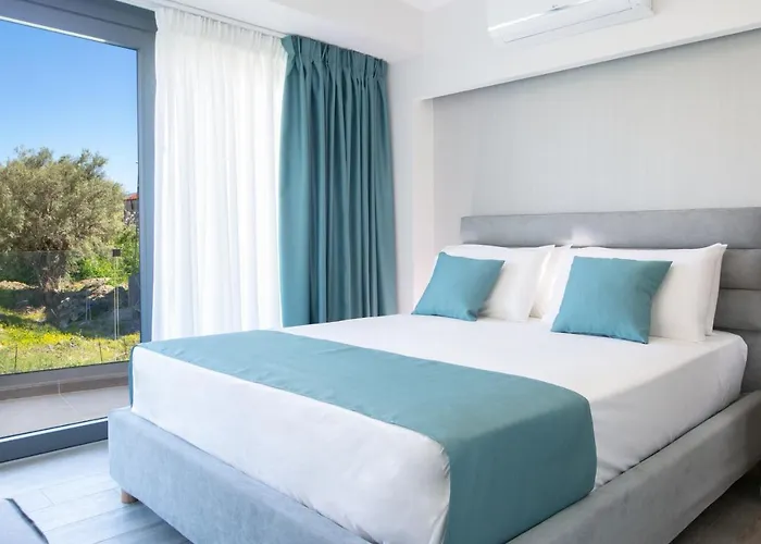 Aparthotel Kn Ionian 4*